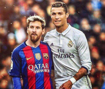 老佛爷祝贺克罗斯获德国骑士十字勋章：曾拥有过你是一种荣幸