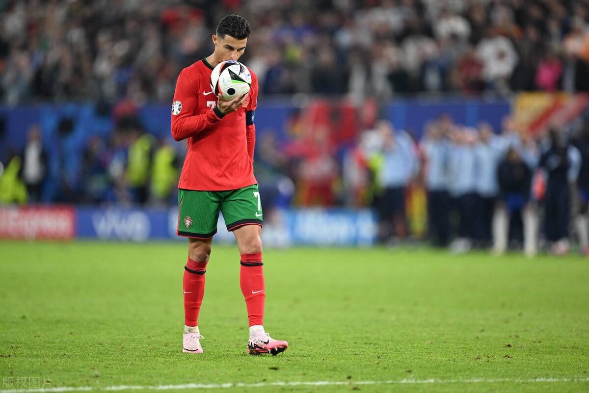 若莱万今晚进球，布鲁日将成为他欧冠中打入进球的第39个对手