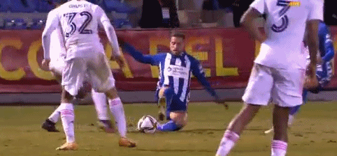 利物浦太子在皇马水土不服 阿诺德左腿股四头肌直肌拉伤 缺席2月