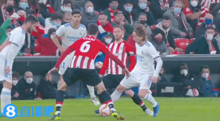 欧文连续突破创造机会