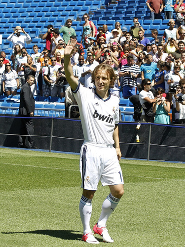 帅惟浩：在中乙踢球让我更适应身体对抗和比赛节奏