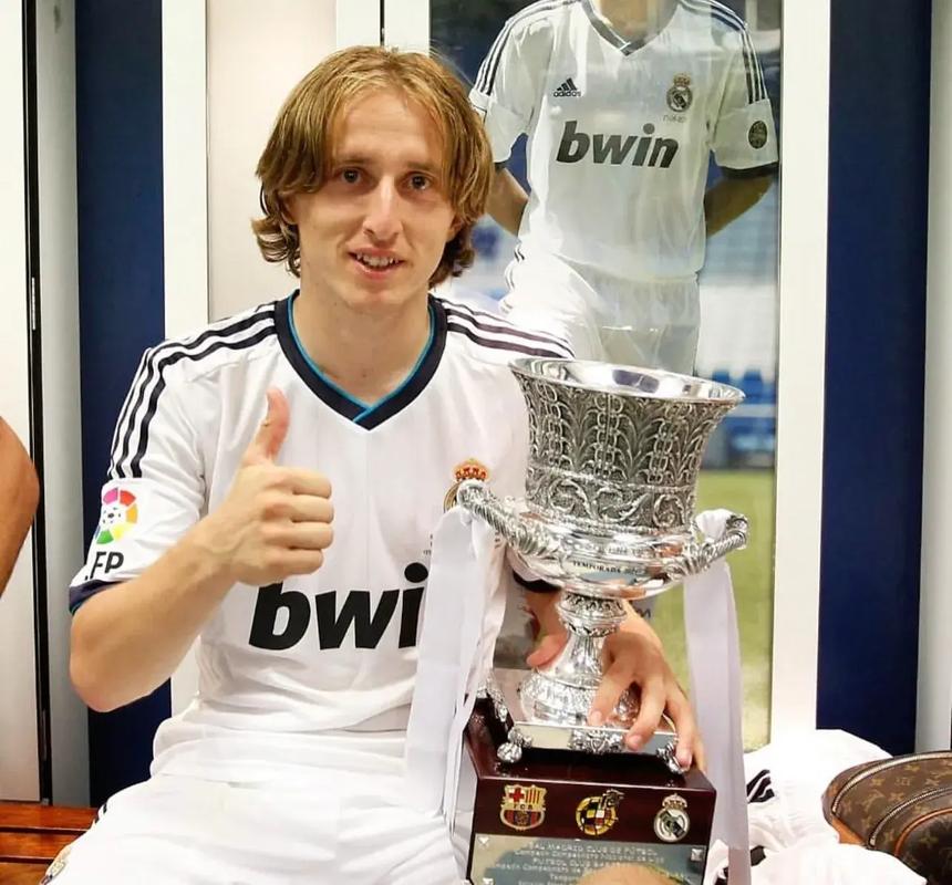 瓜迪奥拉：我不赞同皇马现在脆弱，阿隆索完全有能力执教皇马