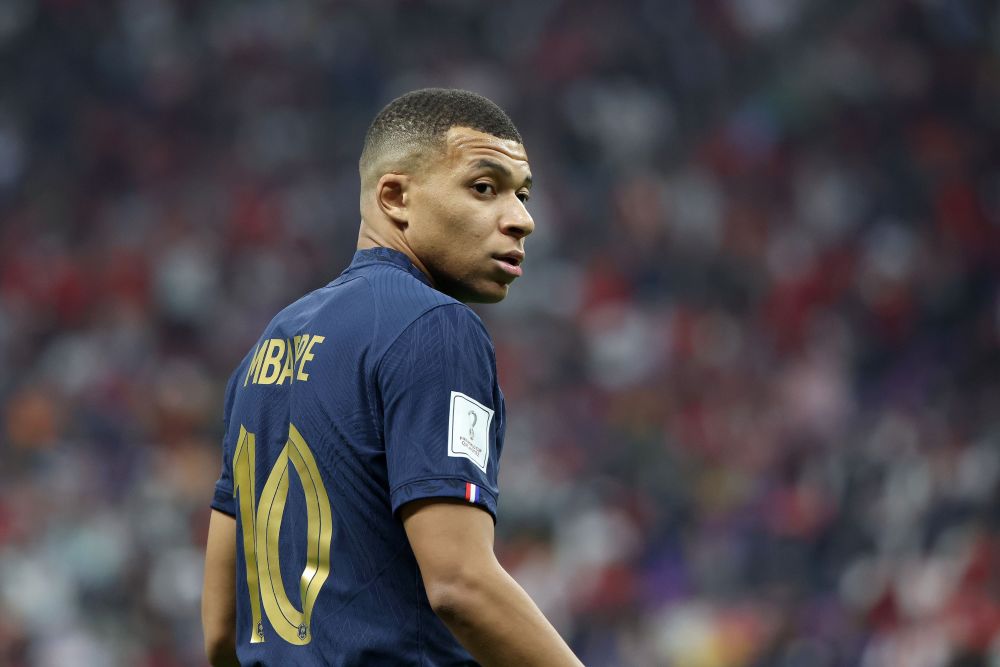 逆天操作！前西汉姆球员社媒炫耀贩毒，被判入狱三年